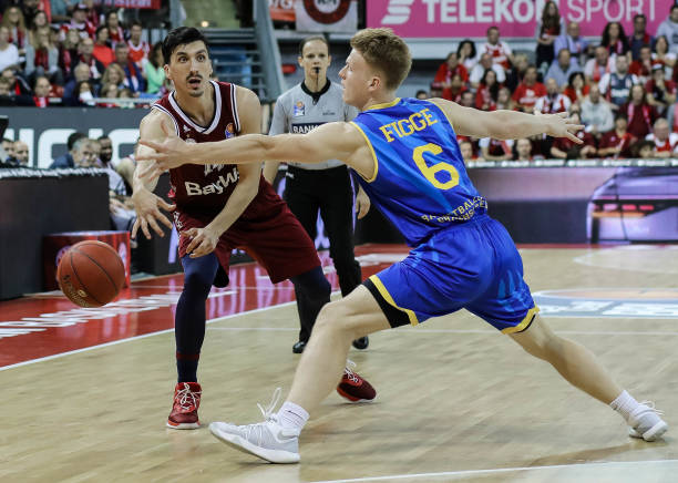 有着相对坚 有着相对坚