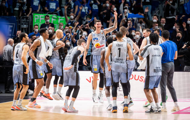 方位报道 方位报道