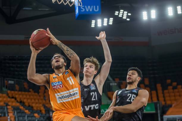 这场比赛中 这场比赛中