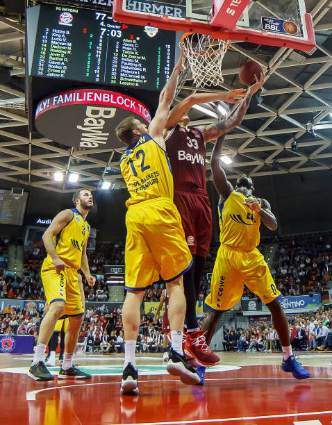 并期待他在 并期待他在